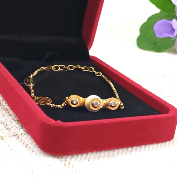 Louis Vuitton RARE ✨️Speedy Pearl Gold Tone Bracelet M68063 - Picture 8 of 14
